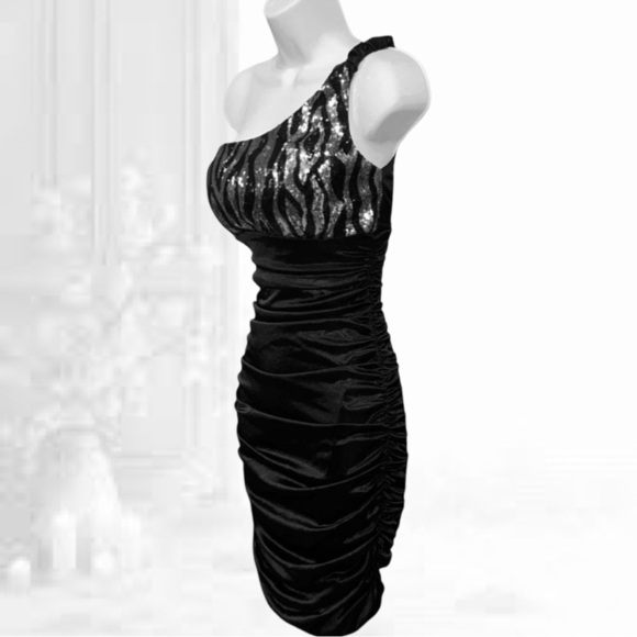 Ruby Rox Black Dress Women Small Zebra Sequin One Cold Shoulder Pinup Mini - Picture 3 of 5